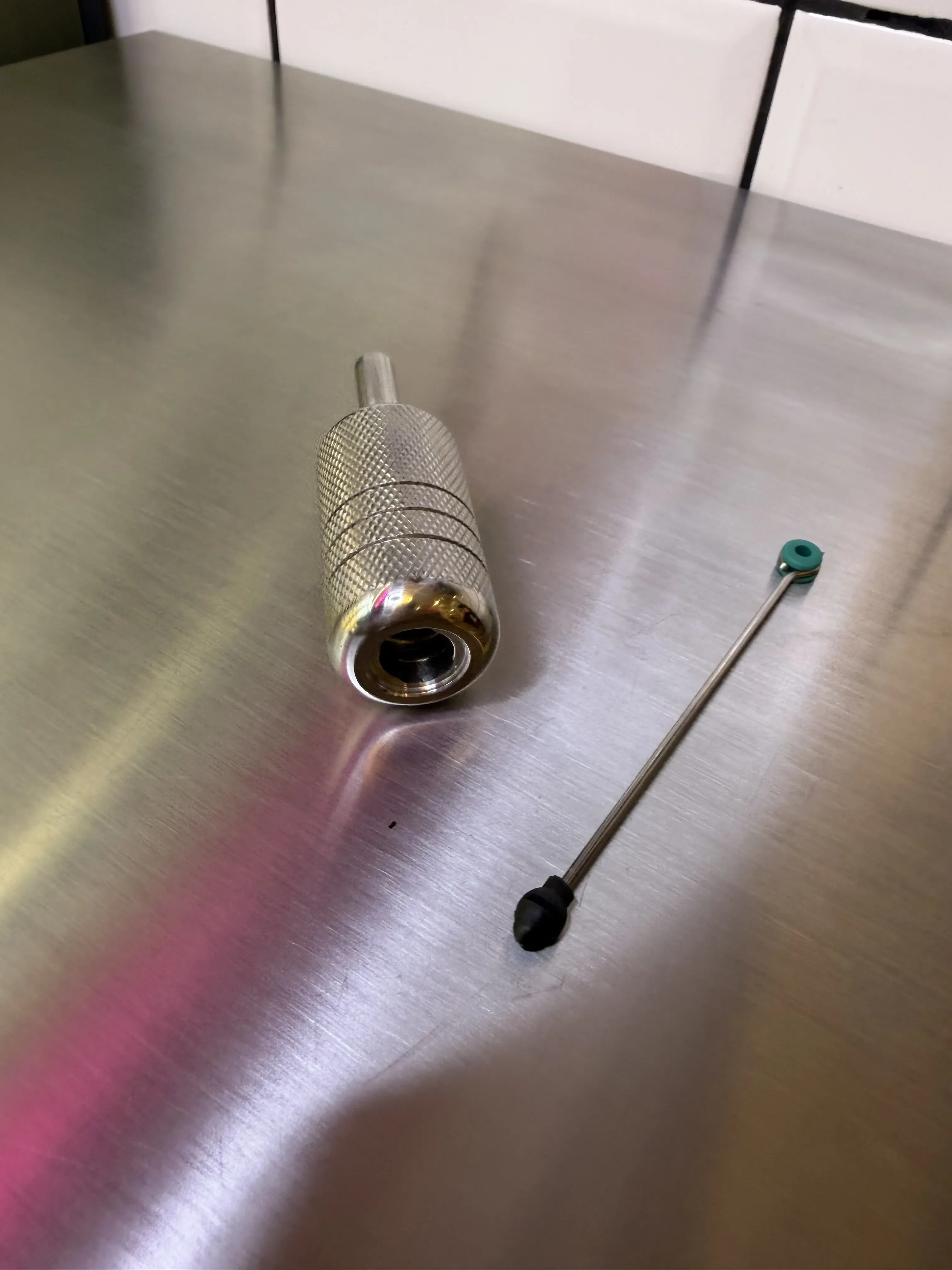 Grip acier pour aiguille cartouche