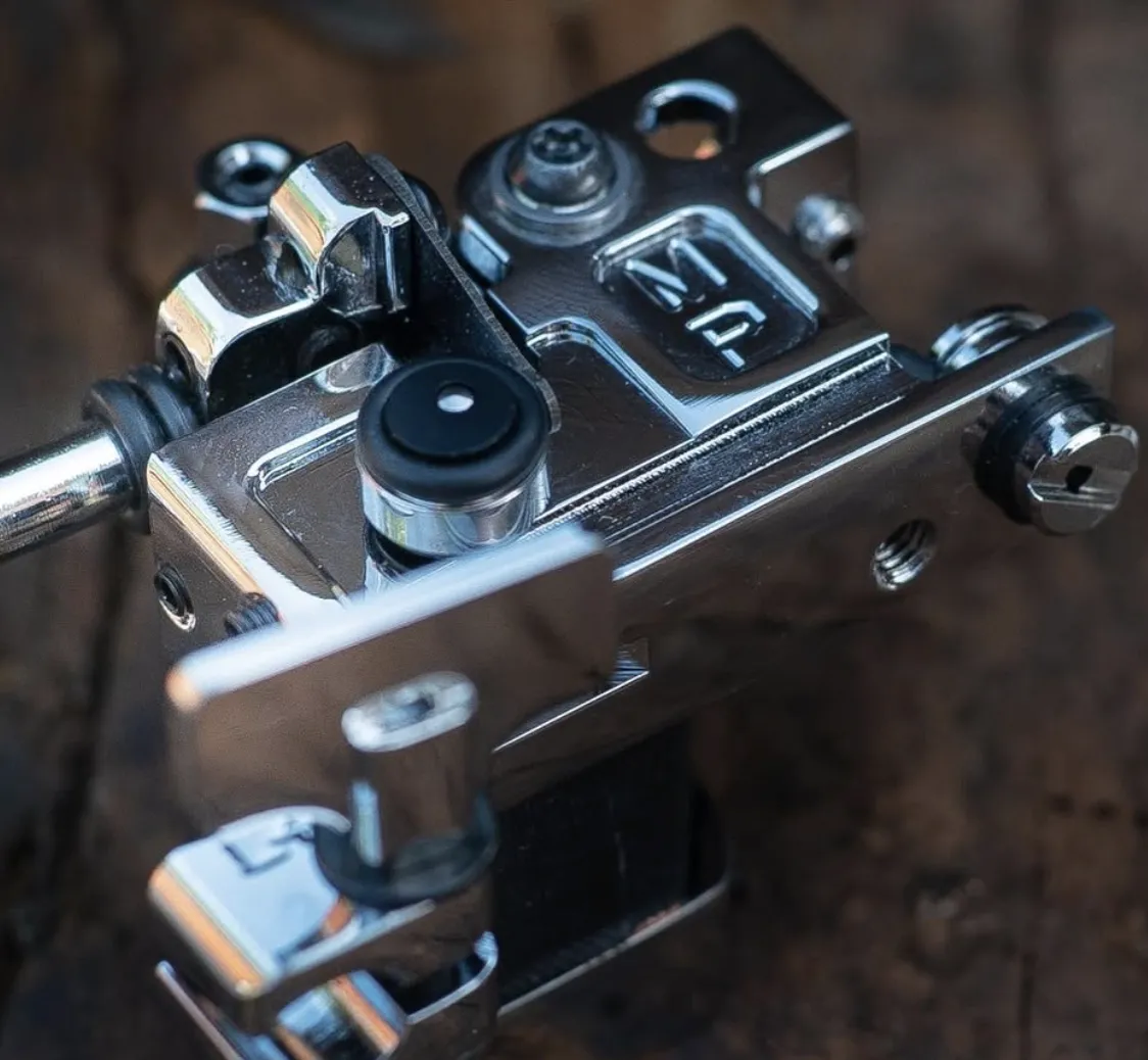Finishing detail on an MPP tattoo machine